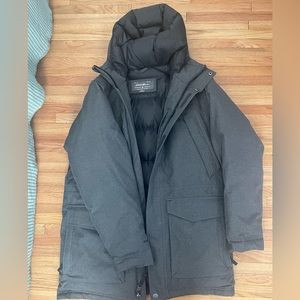 Eddie Bauer Men’s Superior Down Parka